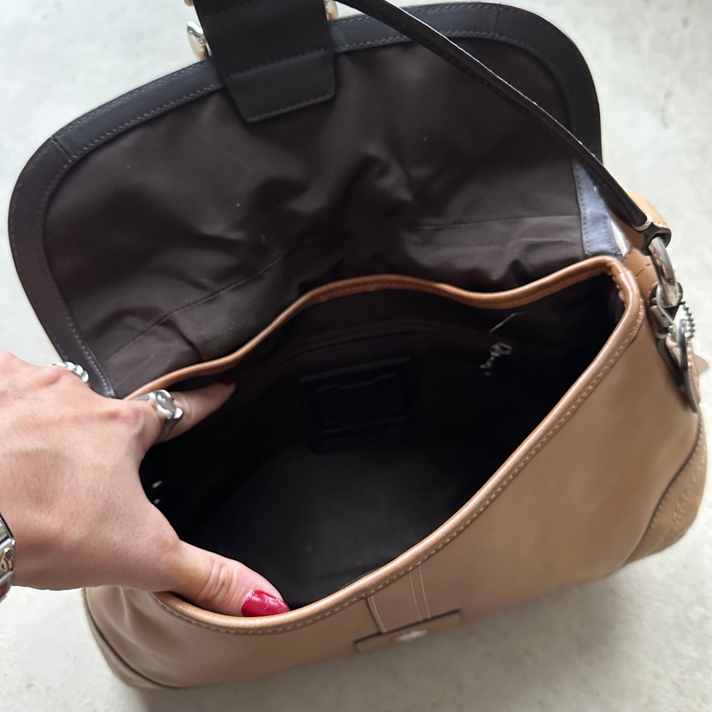 Authentic Vintage Y2K Coach Tan Leather Soho Shoulder Bag