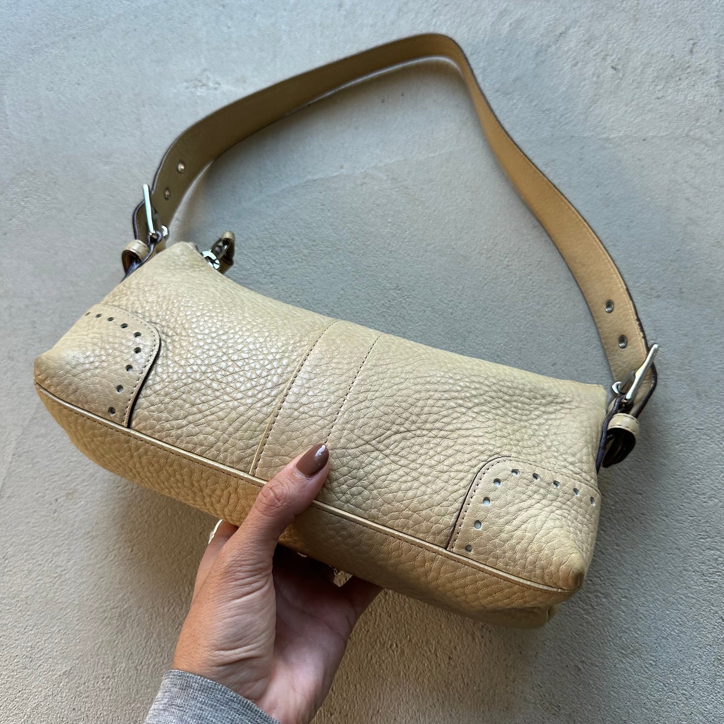 Authentic Vintage Y2K Coach Tan Leather Baguette Shoulder Bag