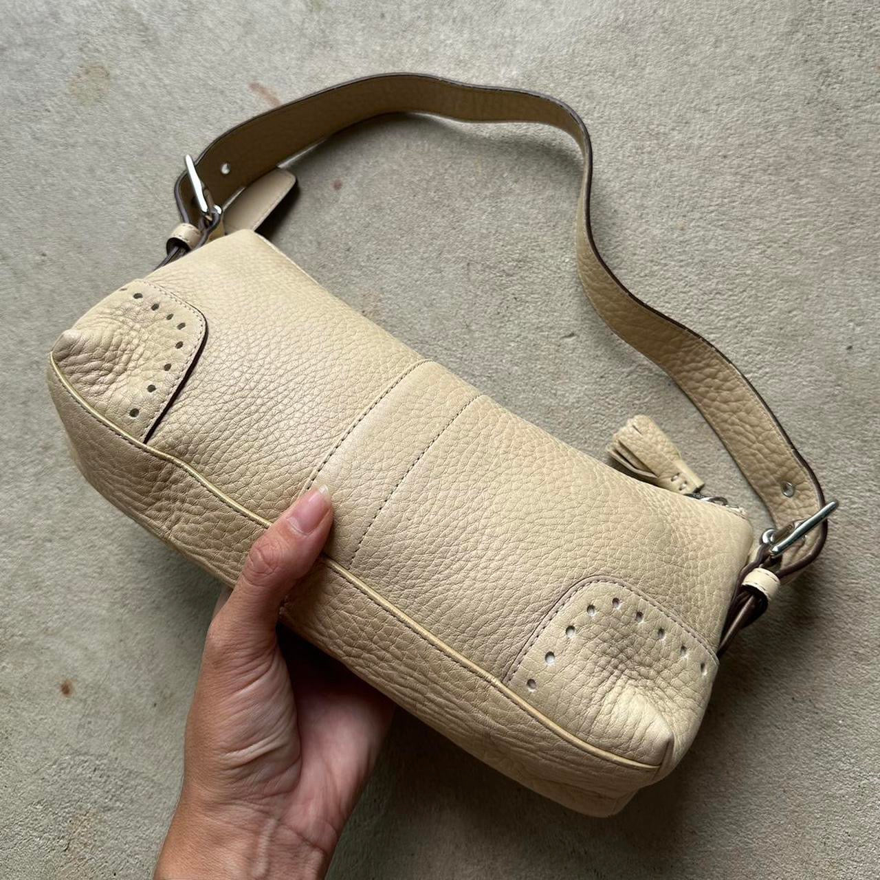 Authentic Vintage Y2K Coach Tan Leather Baguette Shoulder
Bag